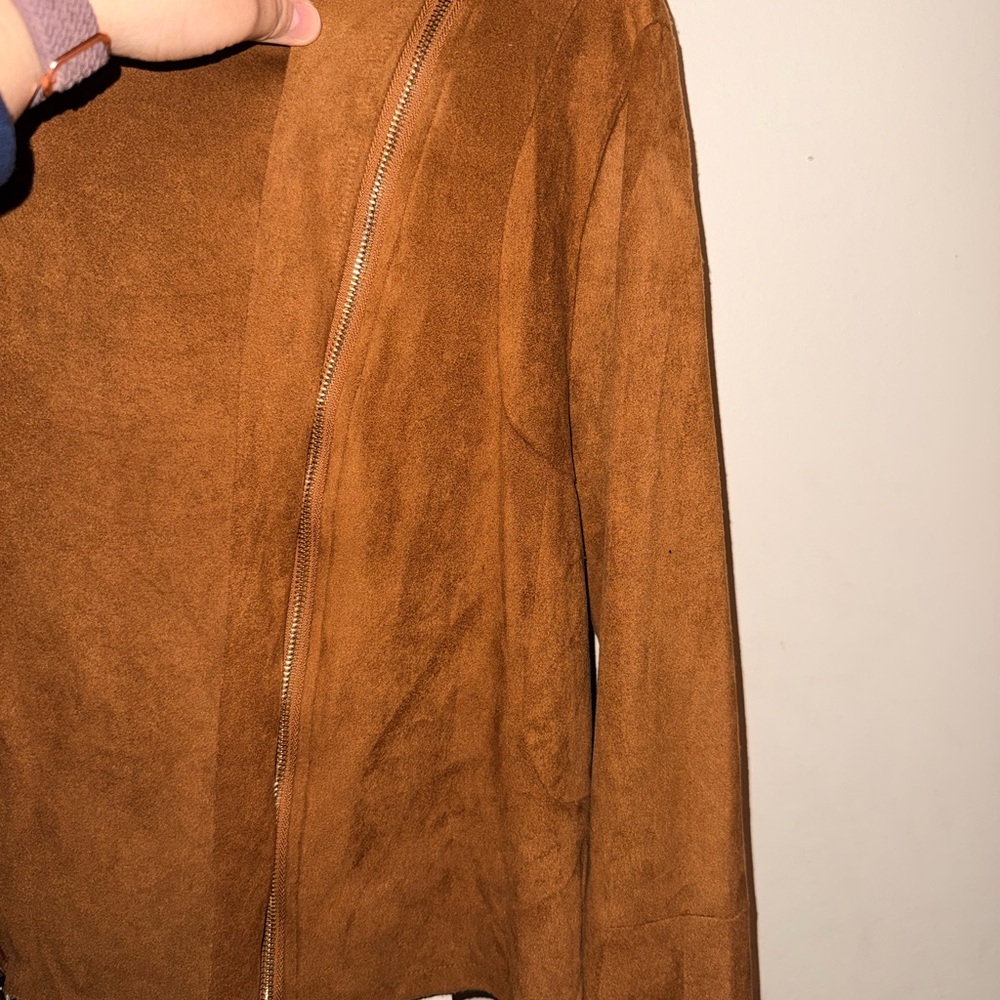 Umgee Women's Tan suede Jacket - Picture 5 of 6